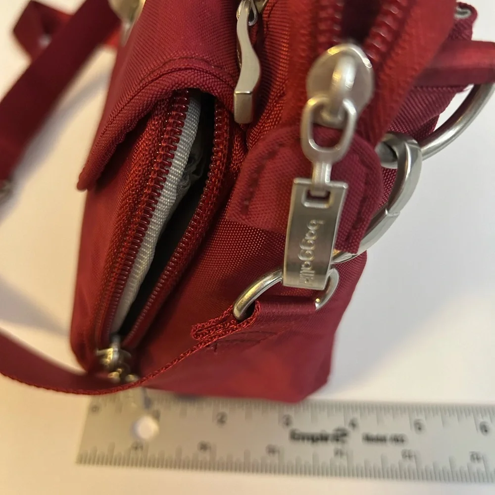 Calais Baggallini Red Crossbody Bag - Picture 6 of 12